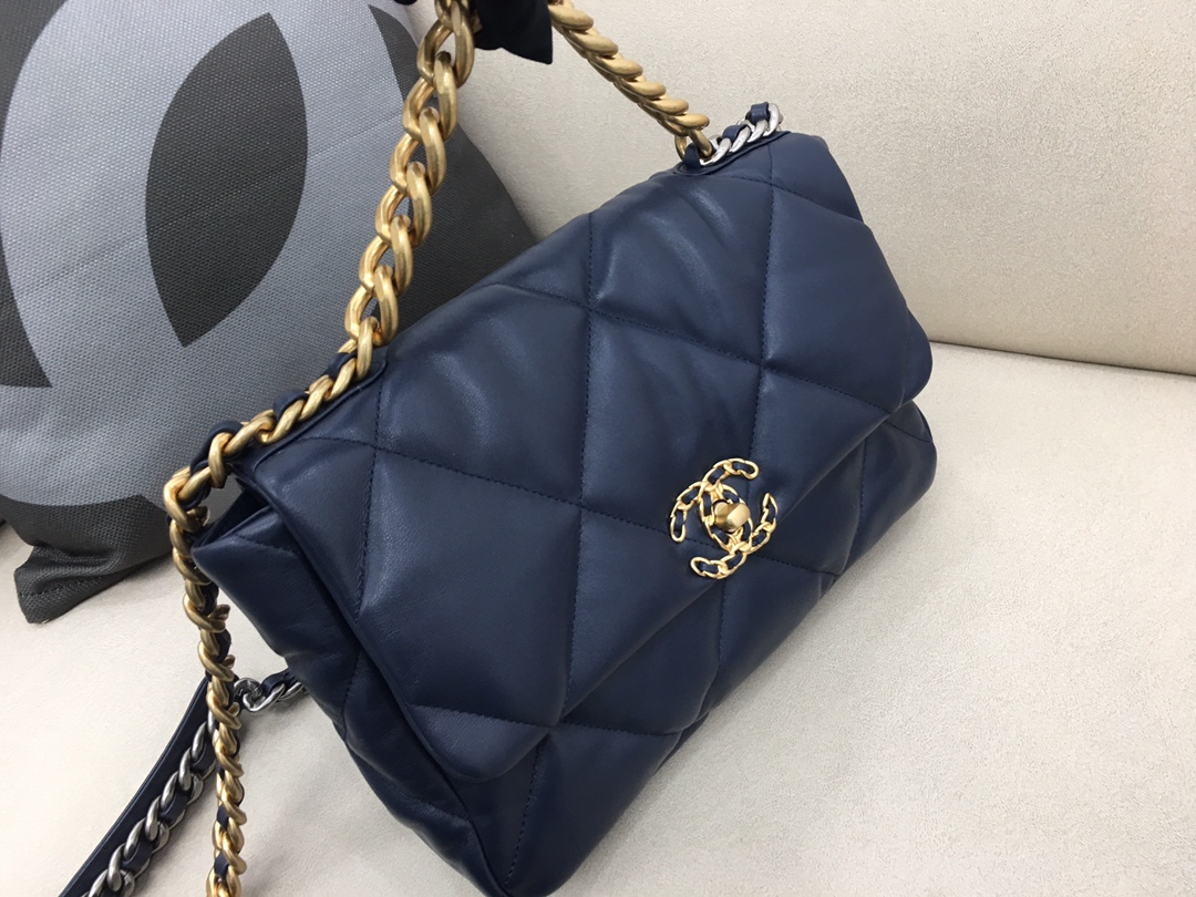 Lambskin 19 Large Handbag Flap Bag AS1161 Dark Blue